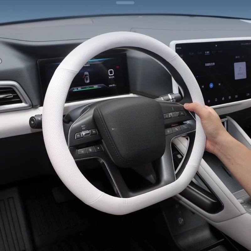 Steering Wheel Cover for BYD ATTO 2 - Nice BYD
