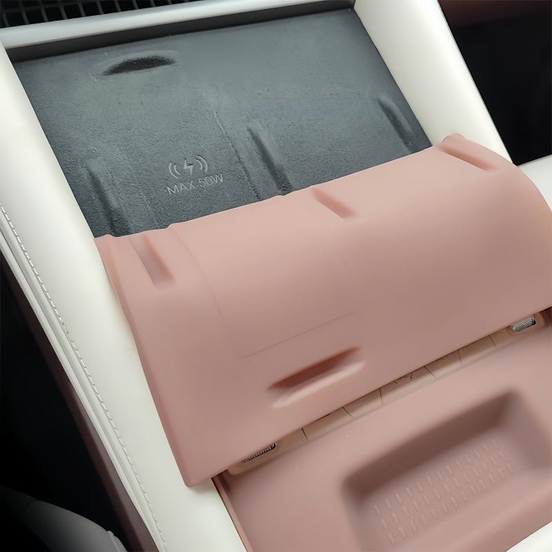 Non - Slip Wireless Charger Silicone Pad for BYD M9 - Nice BYD