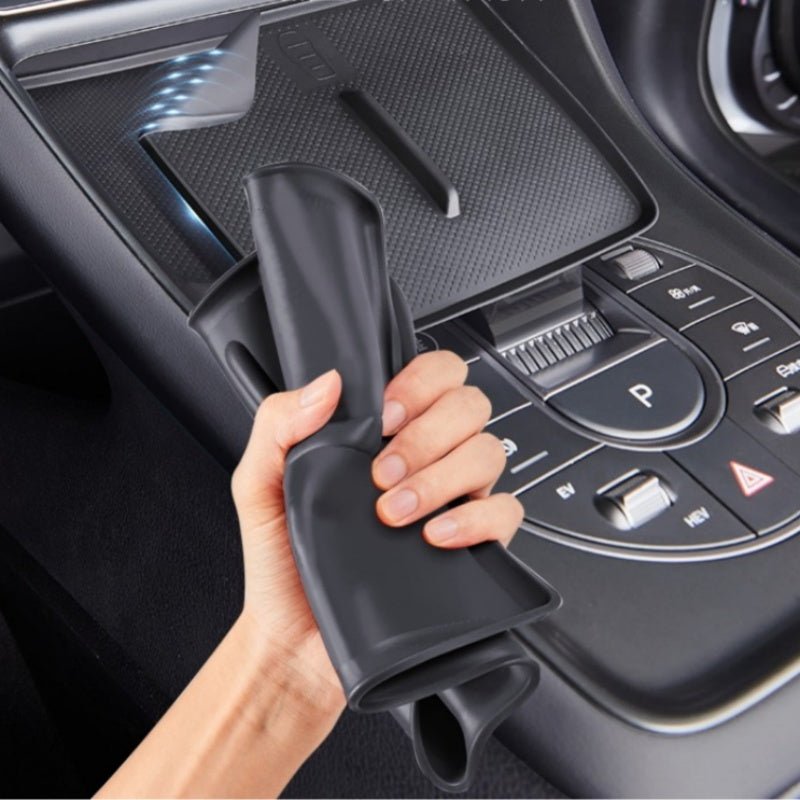 Wireless Charging Pad Silicone Mat for BYD Sealion 5 DM - i - Nice BYD